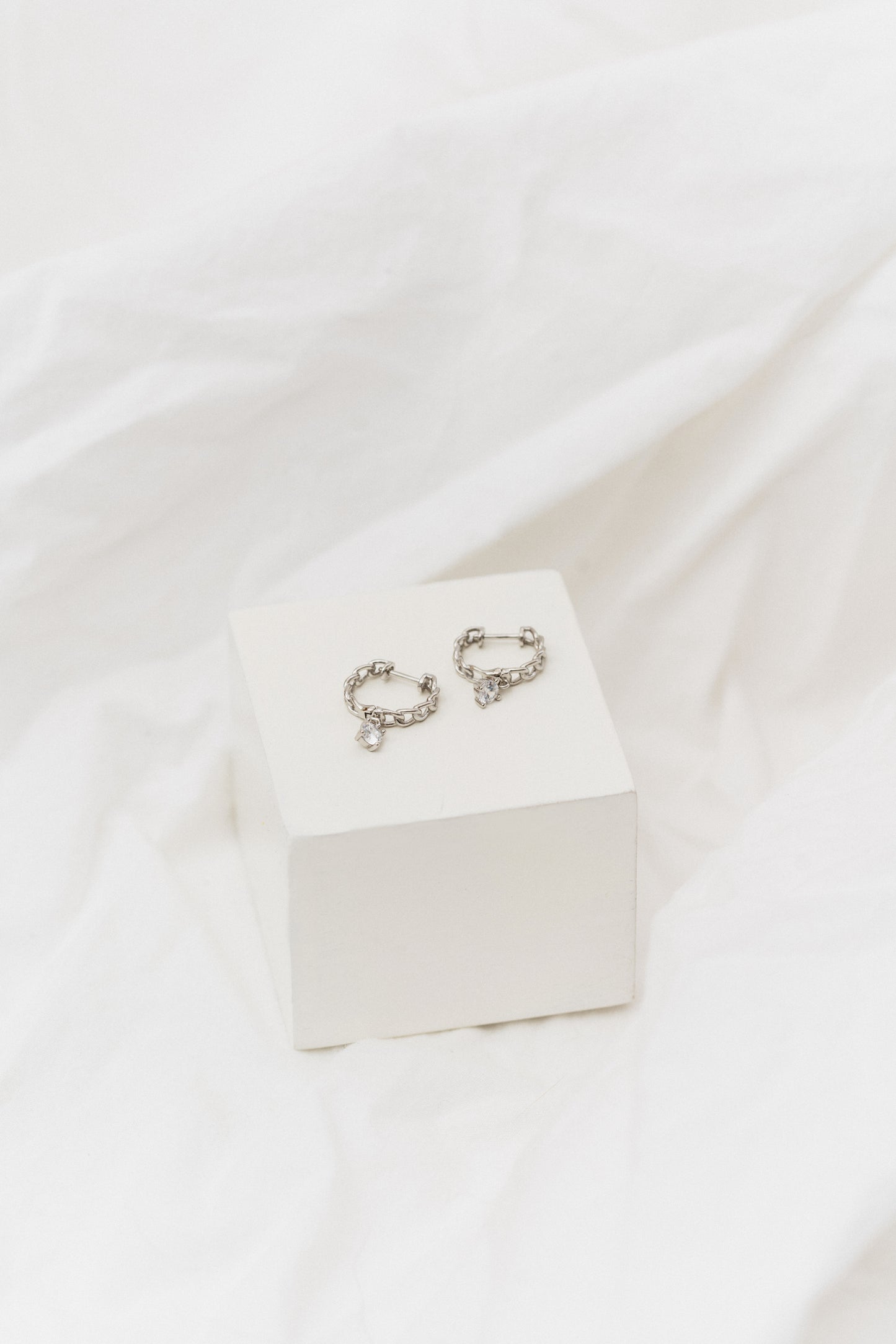 JUNE SILVER EARRINGS